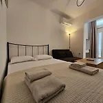 Elegant Aesthetic Apartmán *