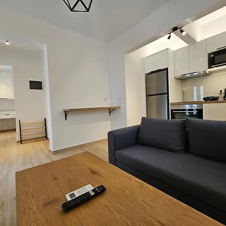 Elegant Aesthetic * Rhodes City