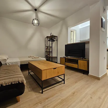 Elegant Aesthetic * Rhodes City