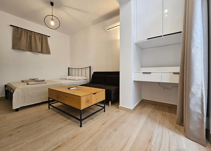 Elegant Aesthetic Apartament